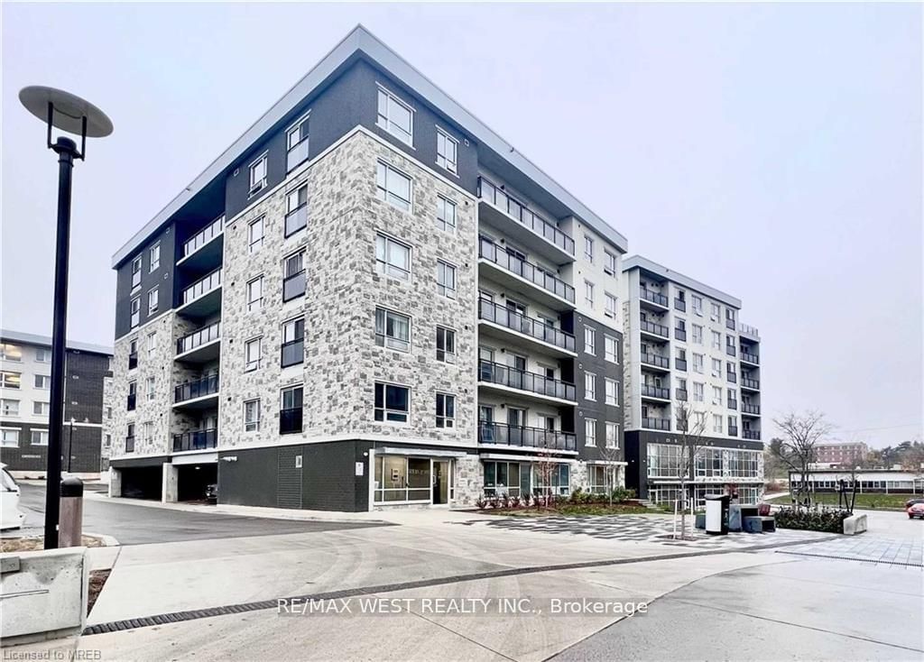 275 Larch St, unit G212 for sale - image #1