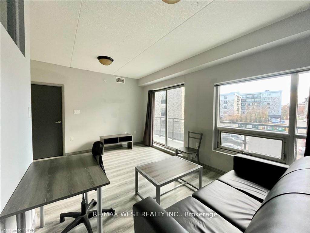 275 Larch St, unit G212 for sale - image #13