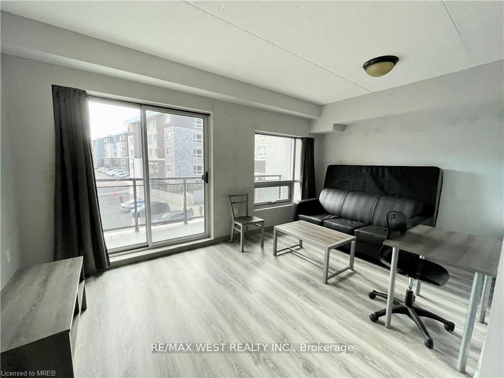 275 Larch St, unit G212 for sale - image #8