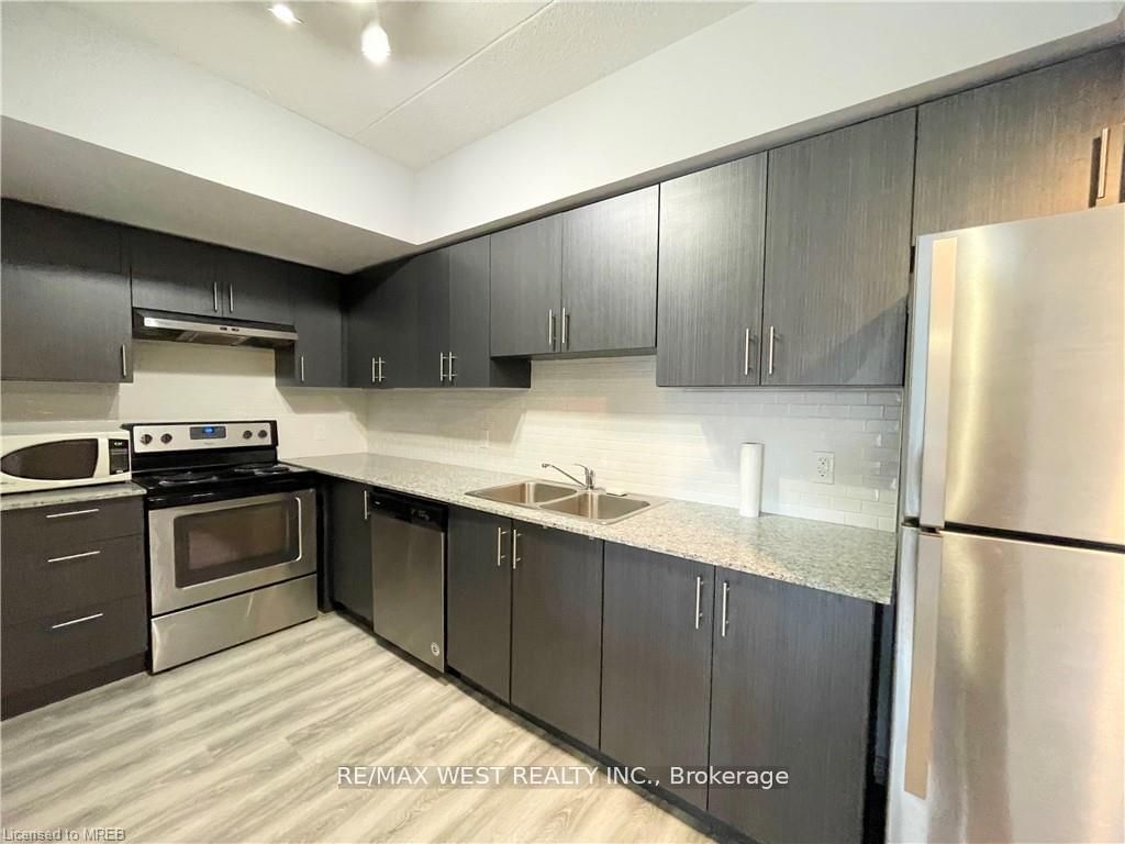 275 Larch St, unit G212 for sale - image #9