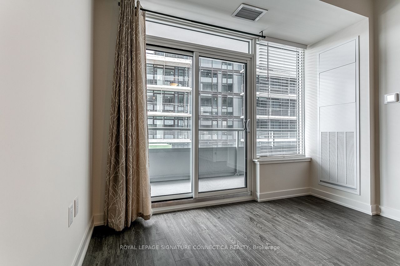 212 King William St, unit 705 for rent - image #16