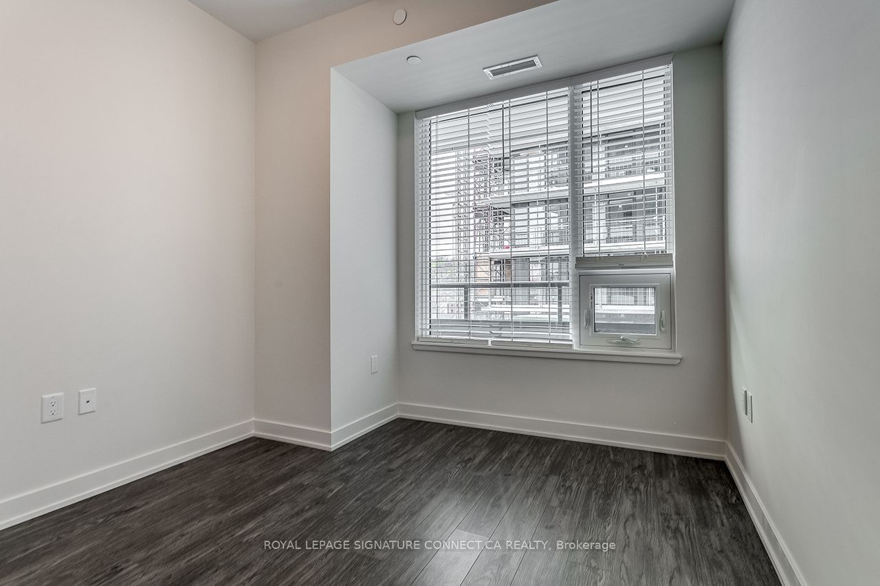 212 King William St, unit 705 for rent - image #17