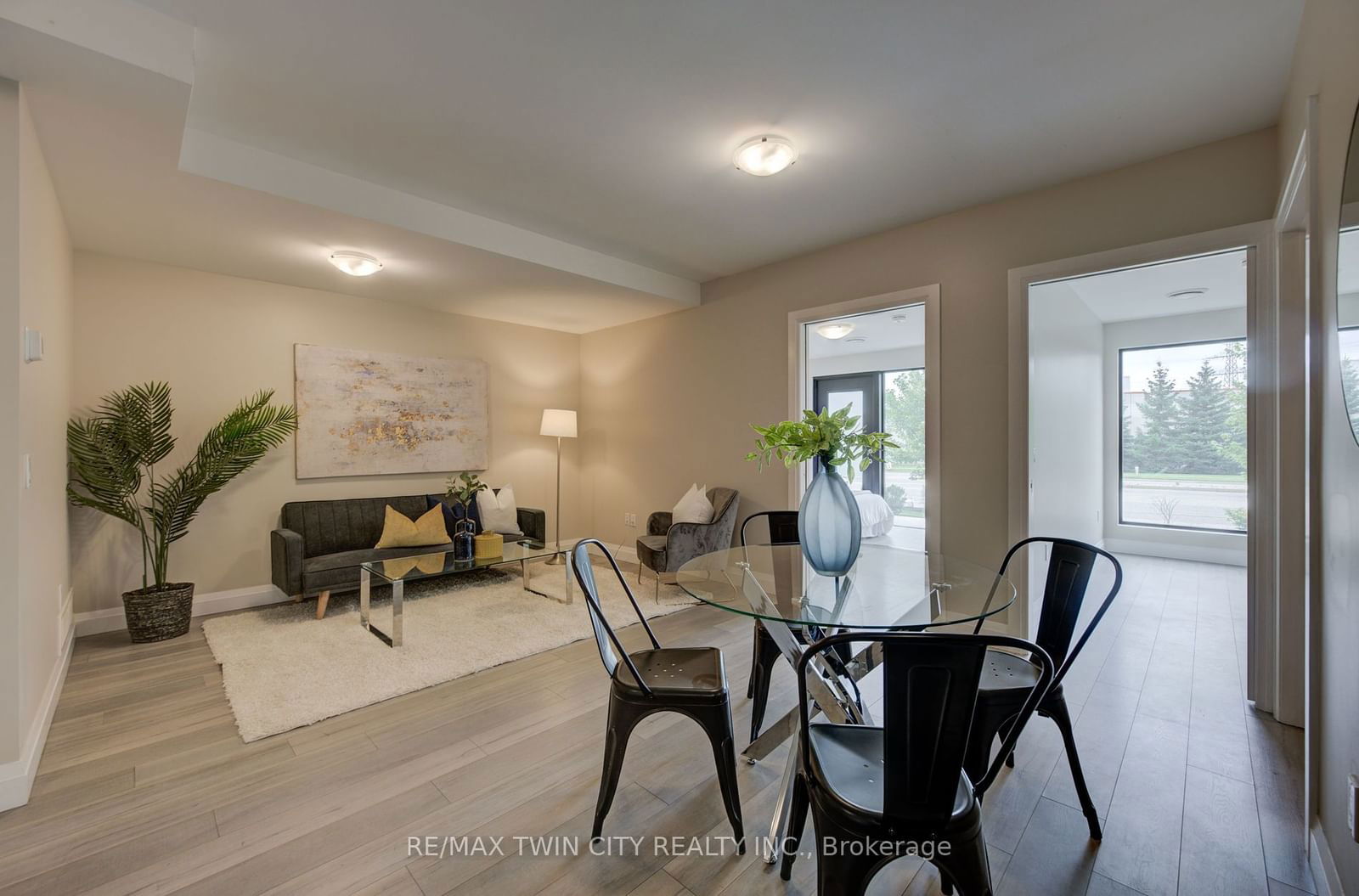 5 Wake Robin Dr, unit 113 for sale - image #13