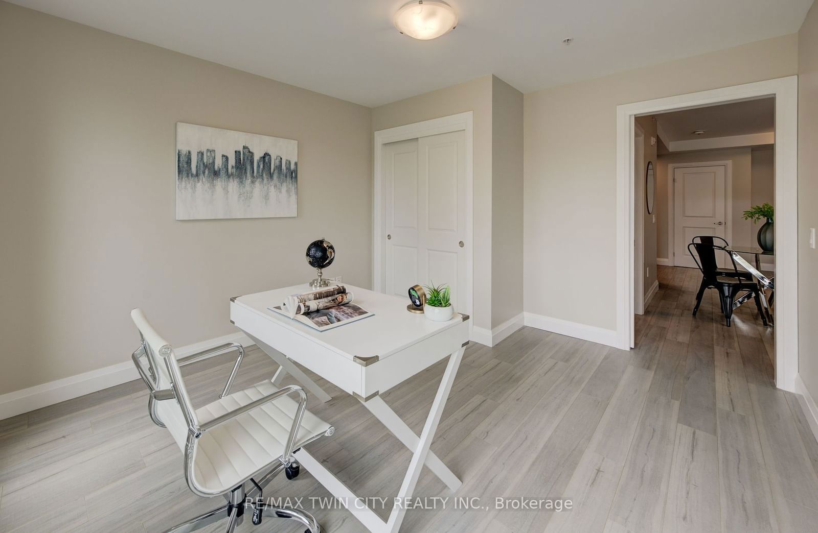 5 Wake Robin Dr, unit 113 for sale - image #24