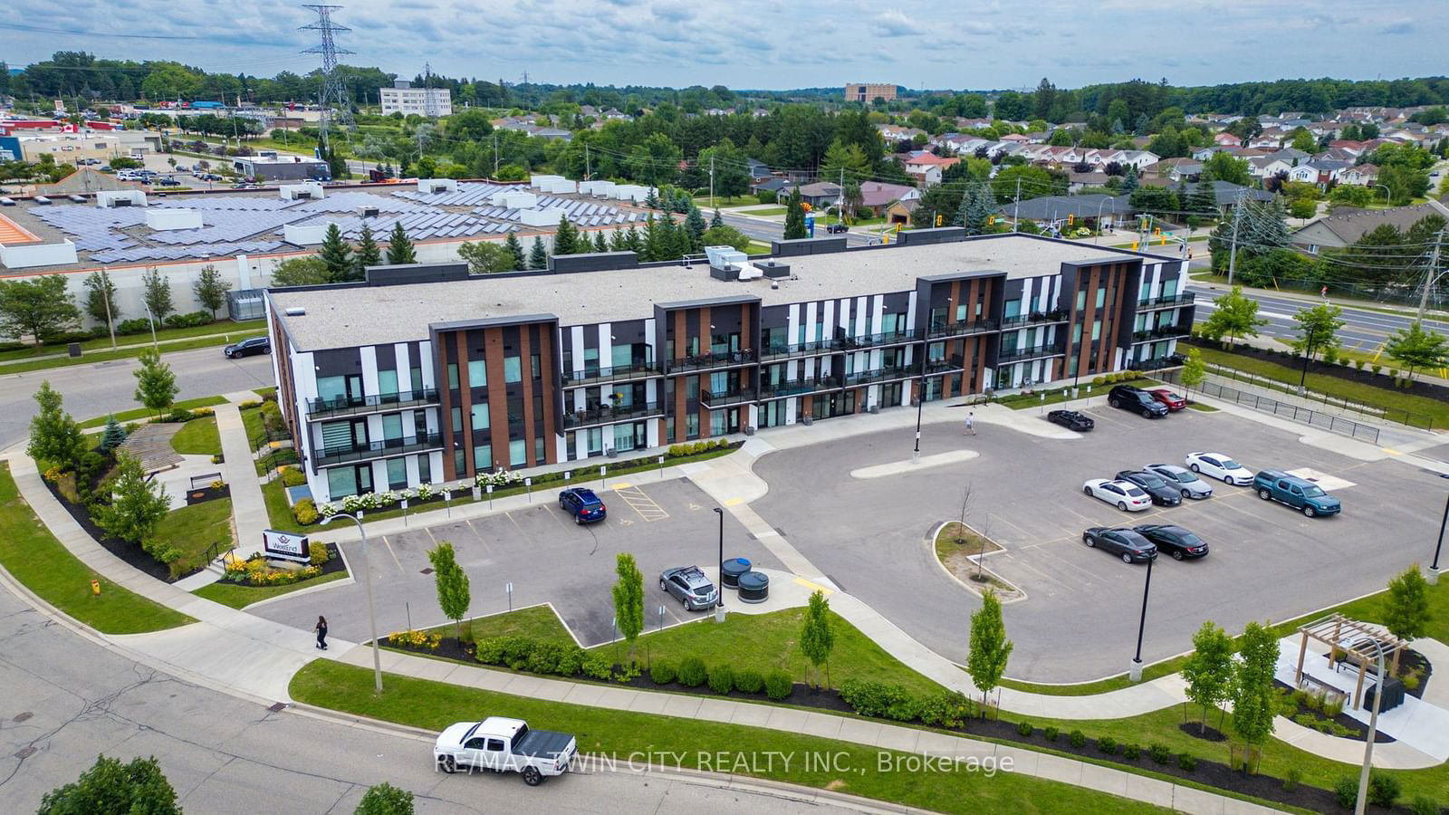 5 Wake Robin Dr, unit 113 for sale - image #39