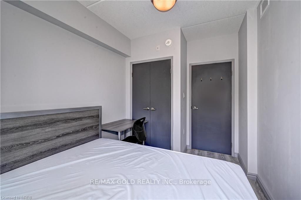 275 Larch St, unit G304 for sale - image #11