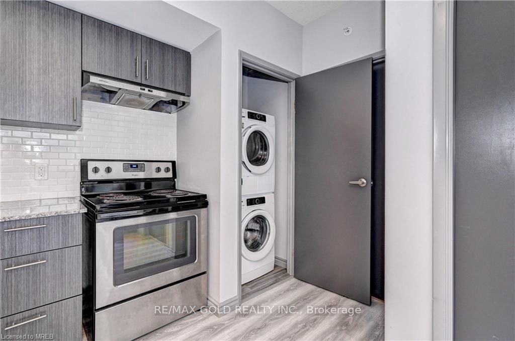 275 Larch St, unit G304 for sale - image #8