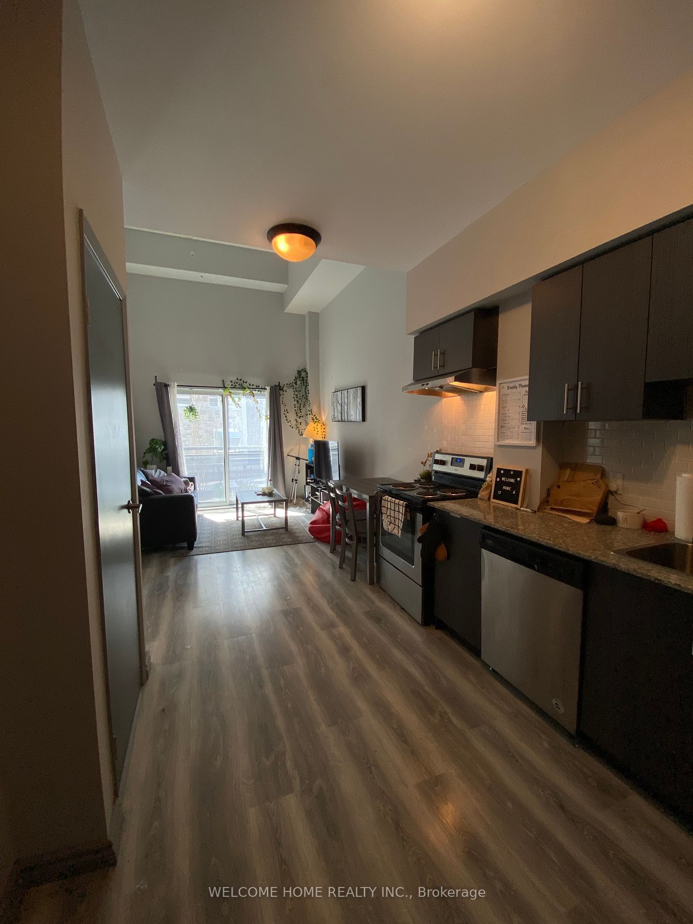 275 Larch St, unit #G114 for sale - image #2