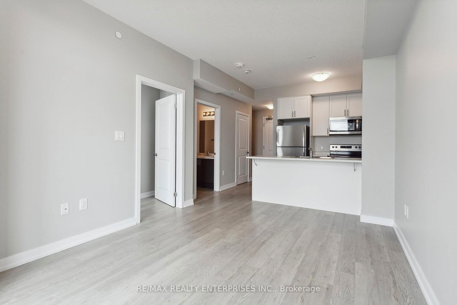 460 Dundas St E, unit 410 for sale - image #6