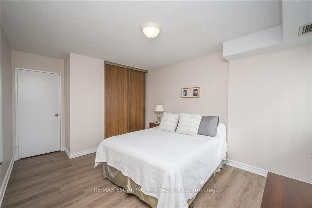 301 Frances Ave, unit 1104 for sale - image #30