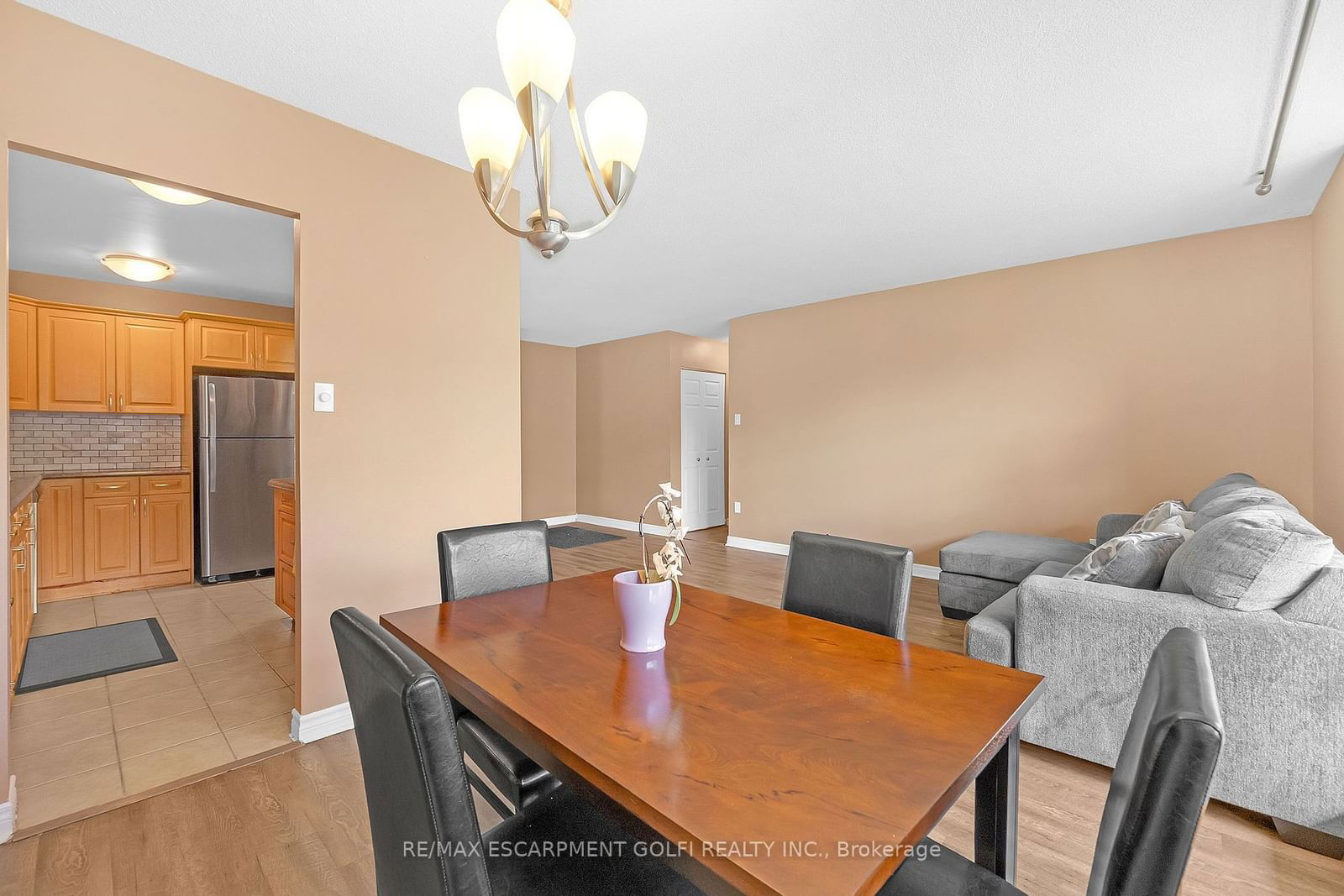 1966 Main St W, unit 402 for sale - image #15