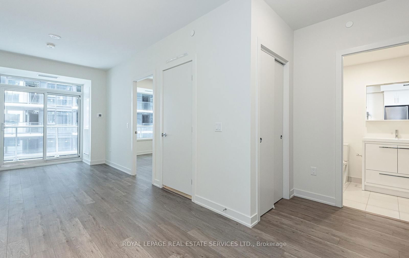 212 King William St, unit 708 for rent - image #12