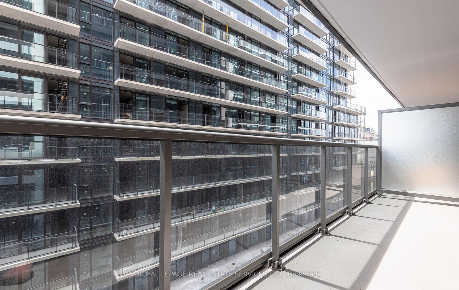 212 King William St, unit 708 for rent - image #14