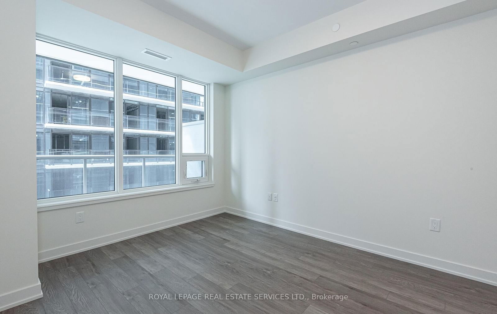 212 King William St, unit 708 for rent - image #19