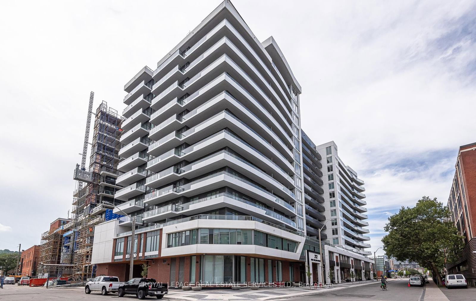 212 King William St, unit 708 for rent - image #2