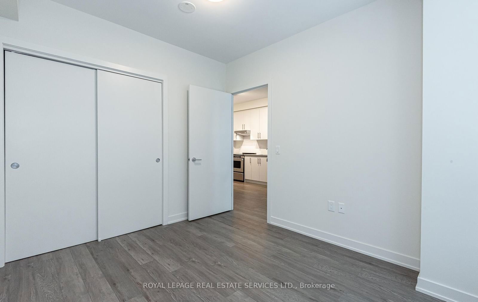 212 King William St, unit 708 for rent - image #20