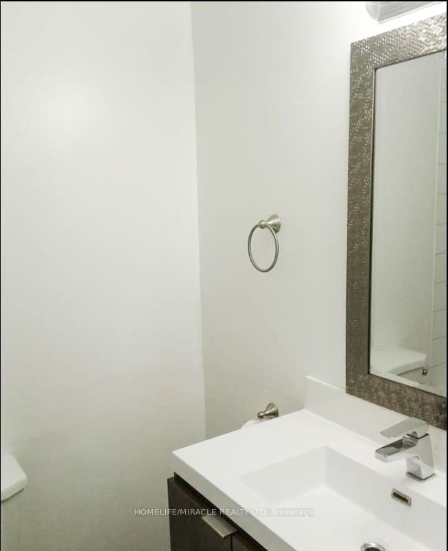 525 Parkview Cres, unit 10 for sale - image #7