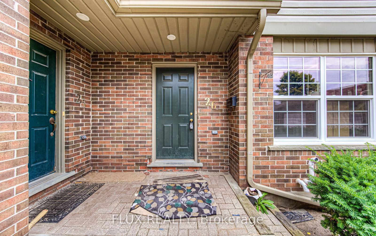 The Courtyards, Waterloo, Toronto