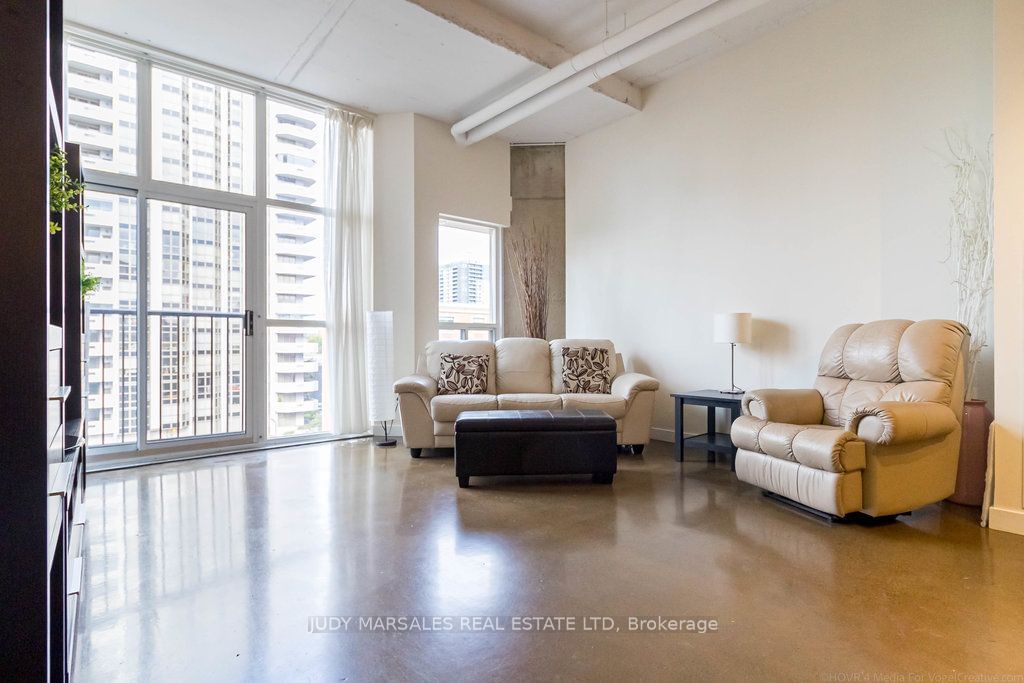 66 Bay St S, unit 613 for sale