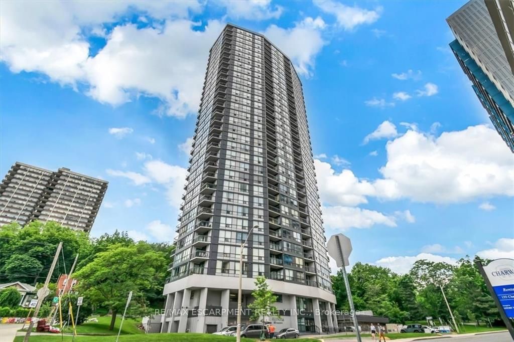 150 Charlton Ave E, unit 701 for sale