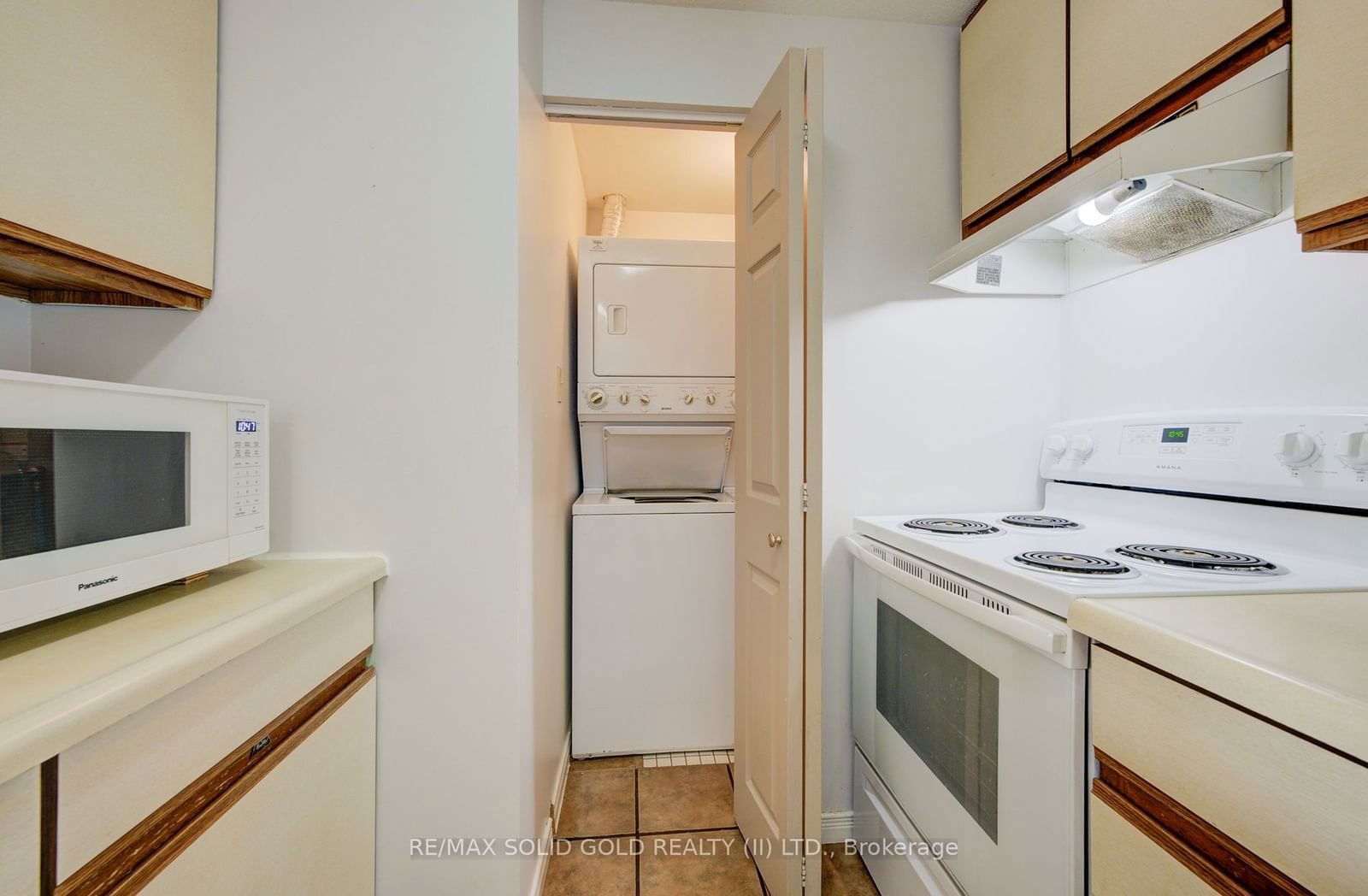 30 Bridge St W, unit 302 for sale - image #8