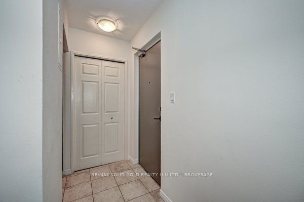 283 FAIRWAY Rd N, unit 306 for rent - image #5