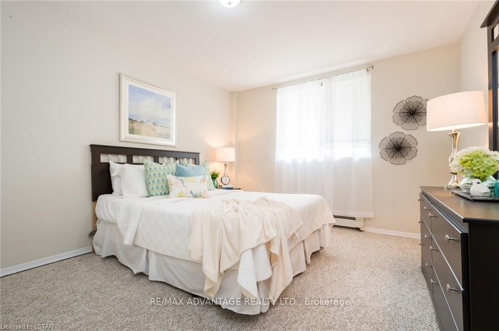 573 Mornington Ave, unit 406 for sale - image #5