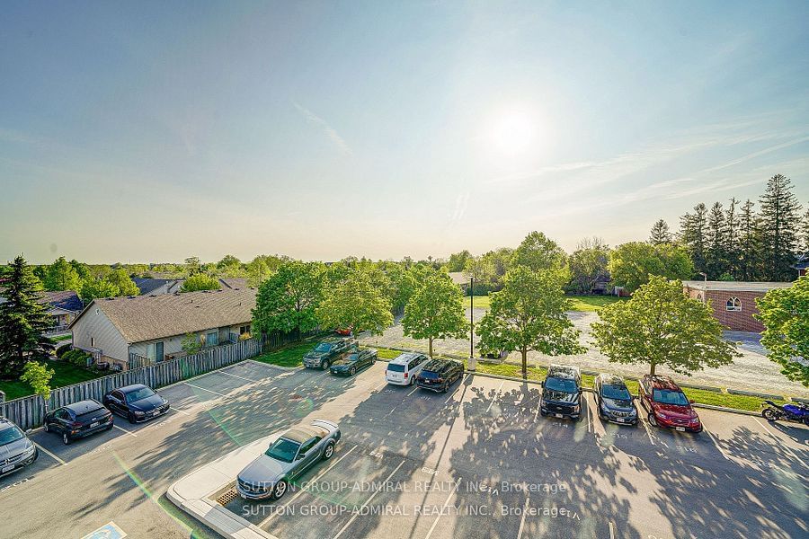 2605 Binbrook Rd, unit 301 for sale - image #24