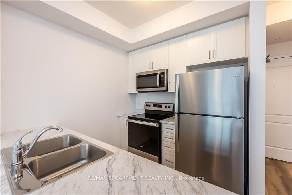 5055 Greenlane Rd, unit 417 for sale - image #16