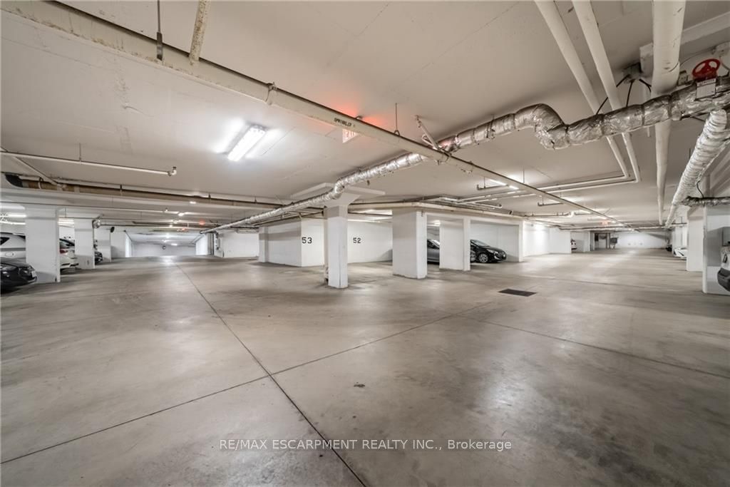 90 Charlton Ave W, unit 802 for sale - image #32