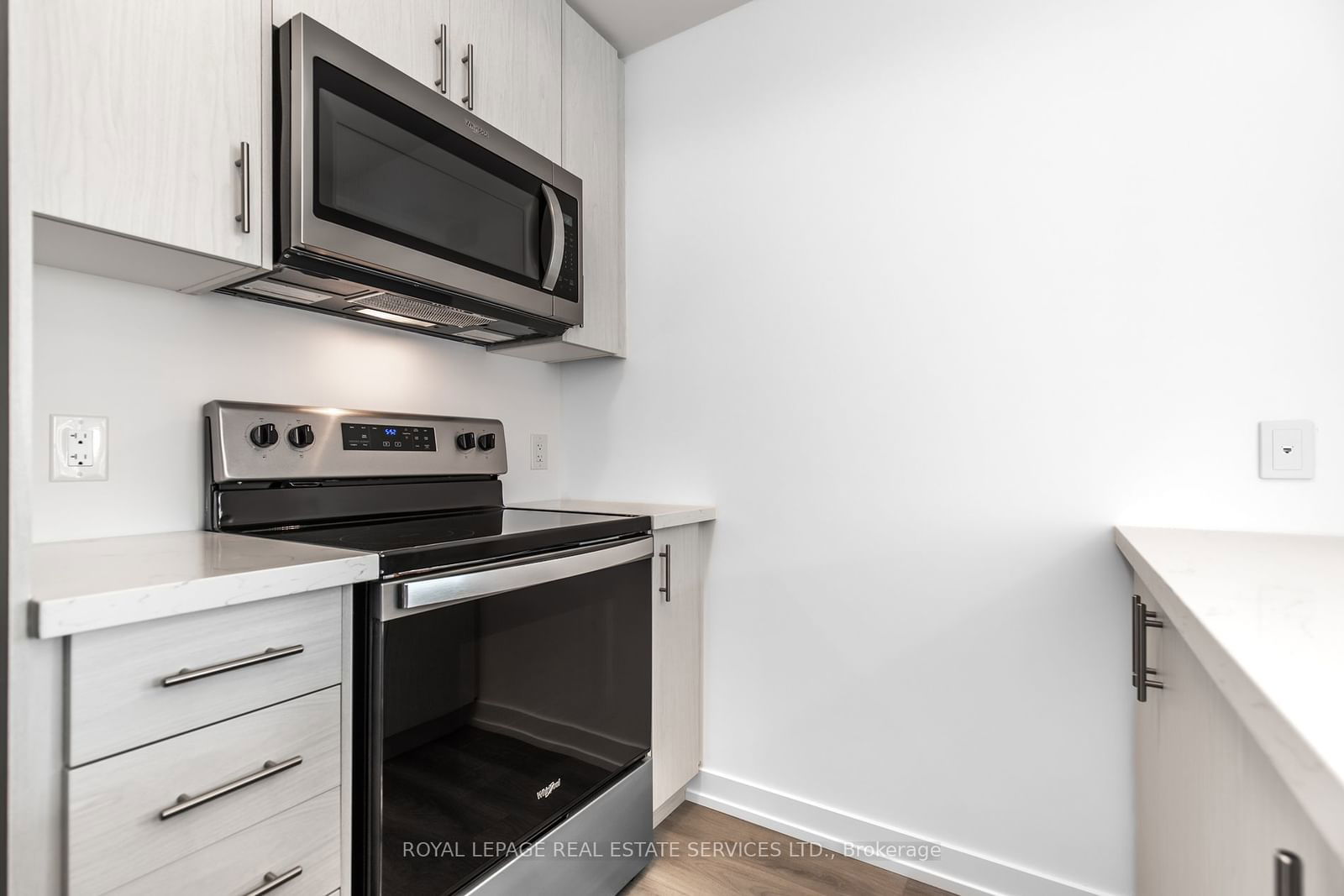 470 DUNDAS St E, unit 911 for rent - image #9