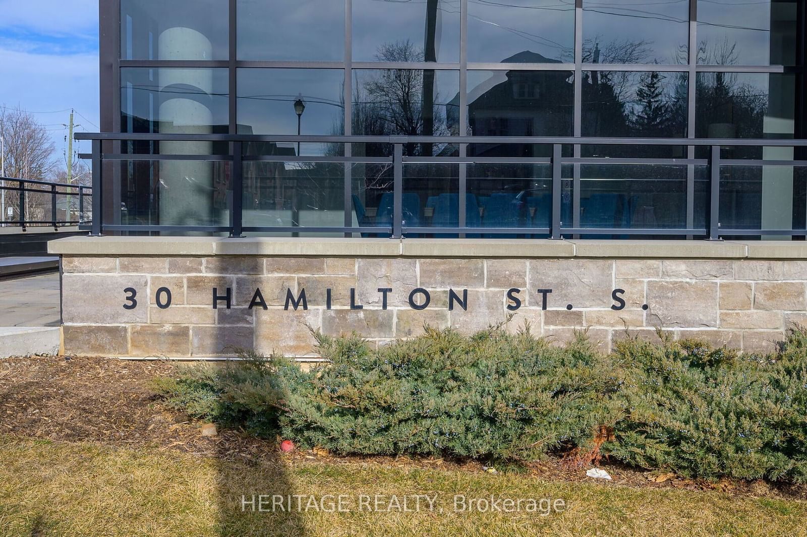 30 Hamilton St S, unit 509 for sale - image #1