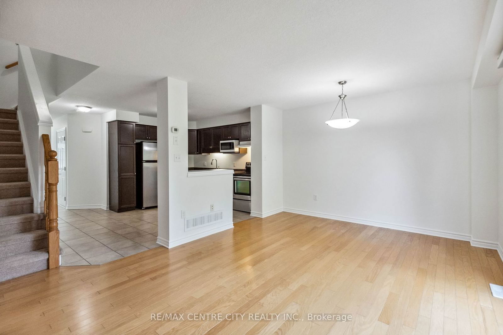 1059 Whetherfield St, unit 82 for sale - image #7