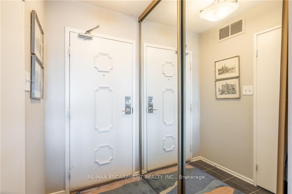 301 Frances Ave, unit 1707 for sale - image #7