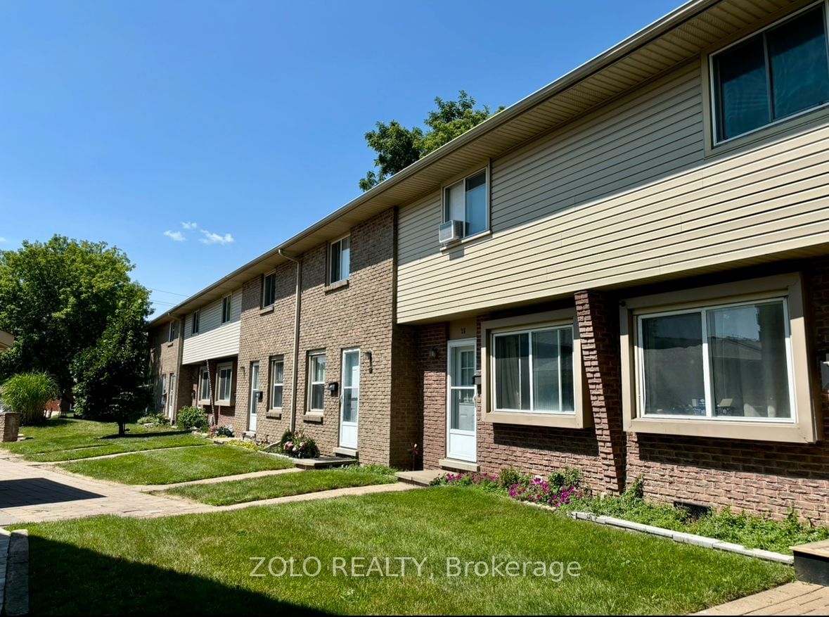 293 Fairway Rd N, unit 26 for sale - image #2