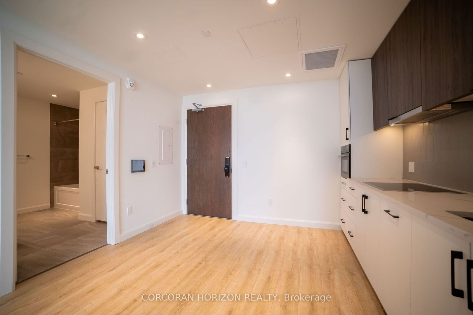 741 King St W, unit 406 for sale - image #5