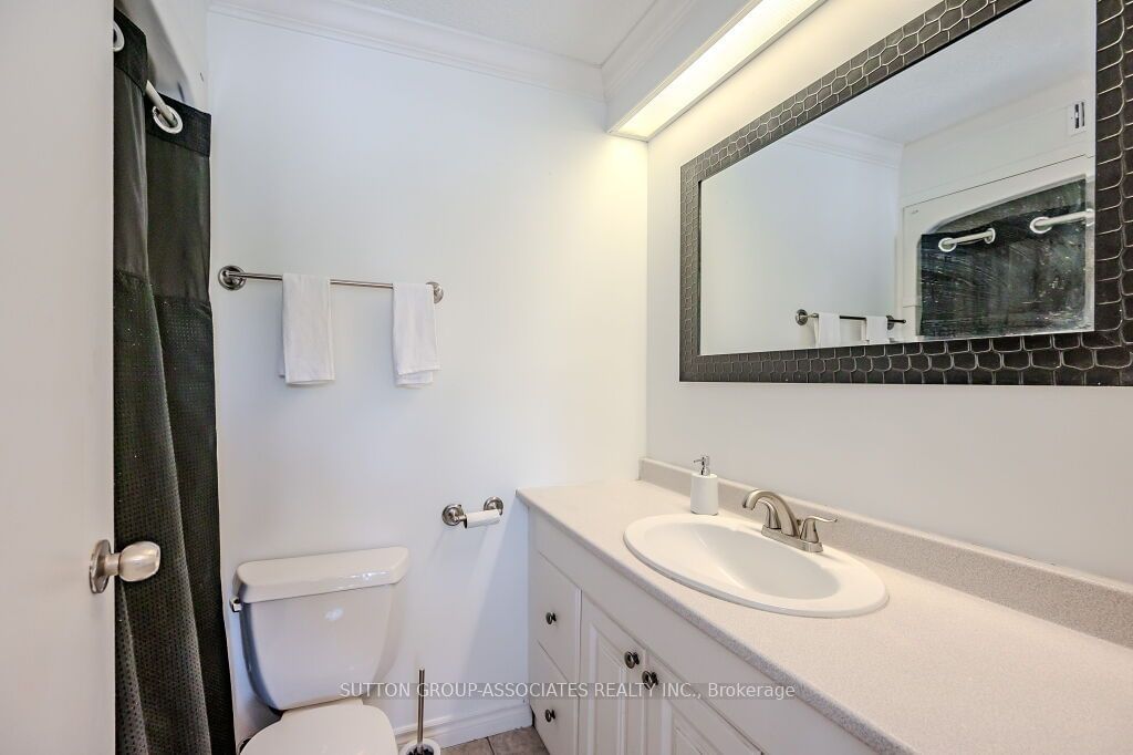 121 University Ave E, unit 18 for sale - image #23