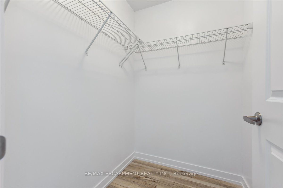 450 Dundas St E, unit 1001 for rent - image #22