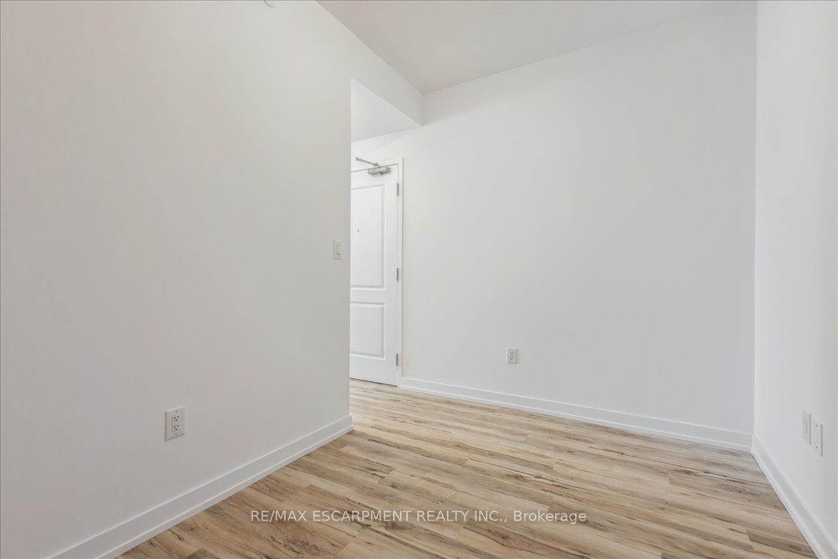 450 Dundas St E, unit 1001 for rent - image #25