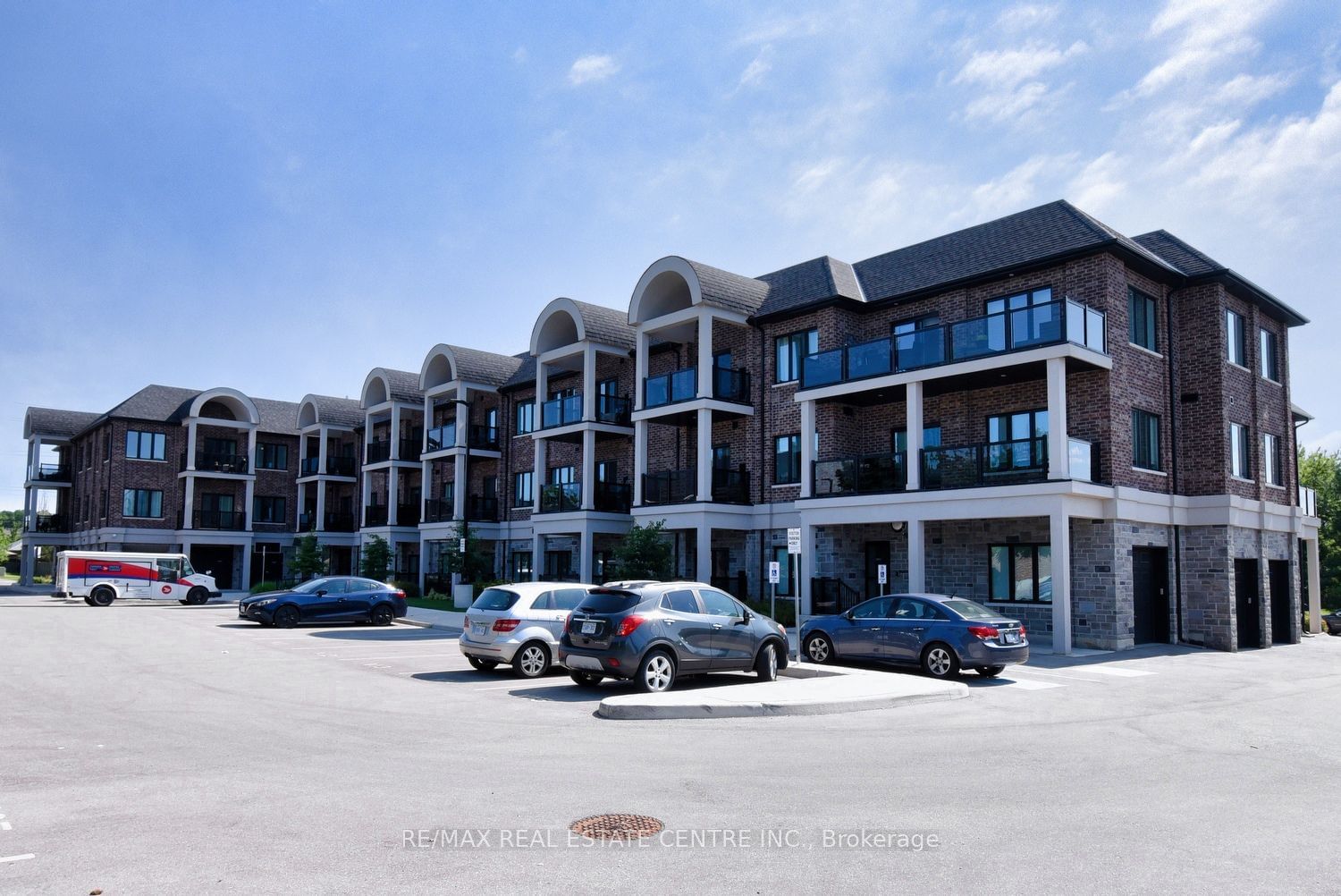 2605 Binbrook Rd, unit 203 for sale - image #6