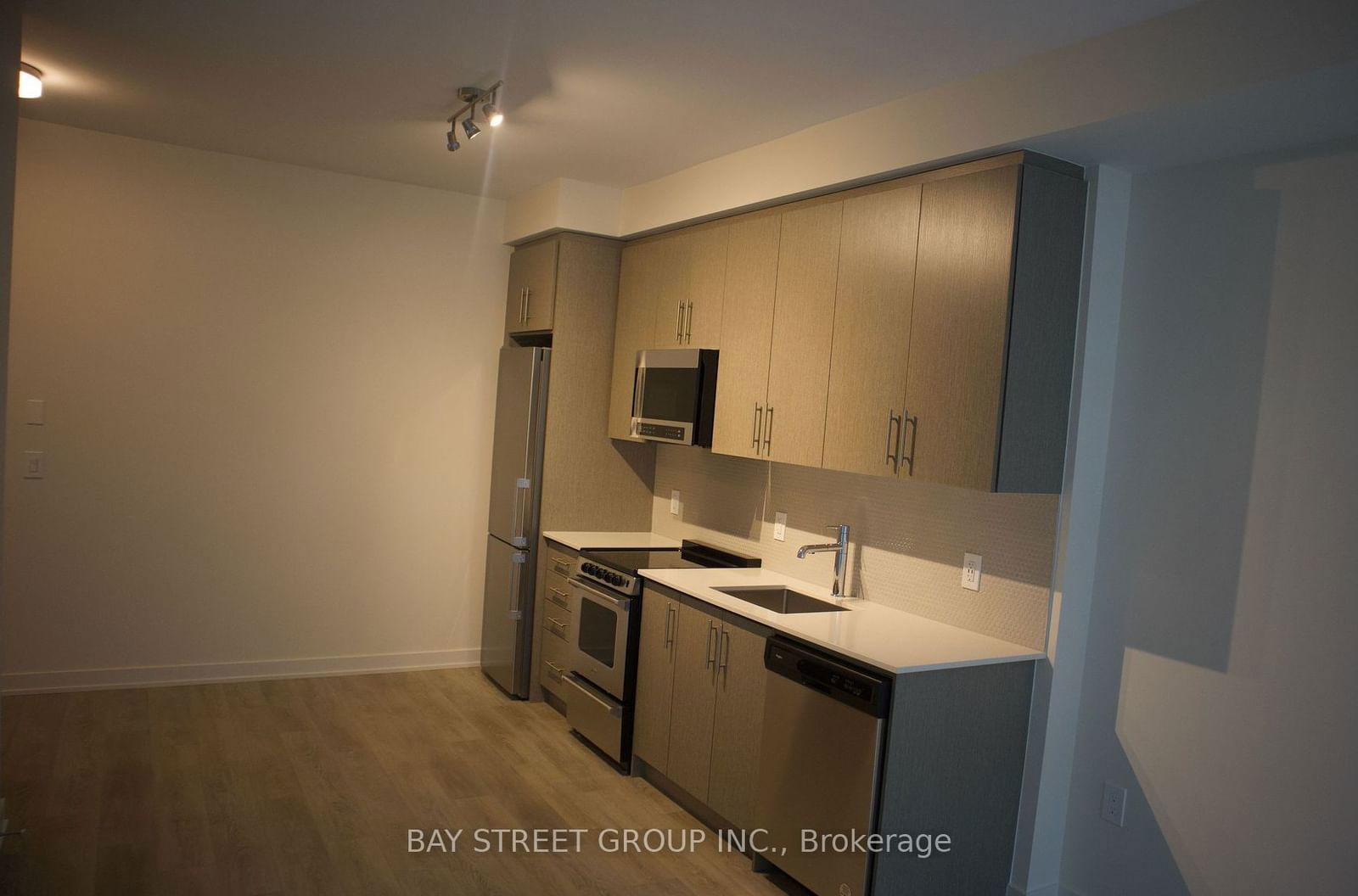 212 KING WILLIAM St, unit 1207 for sale