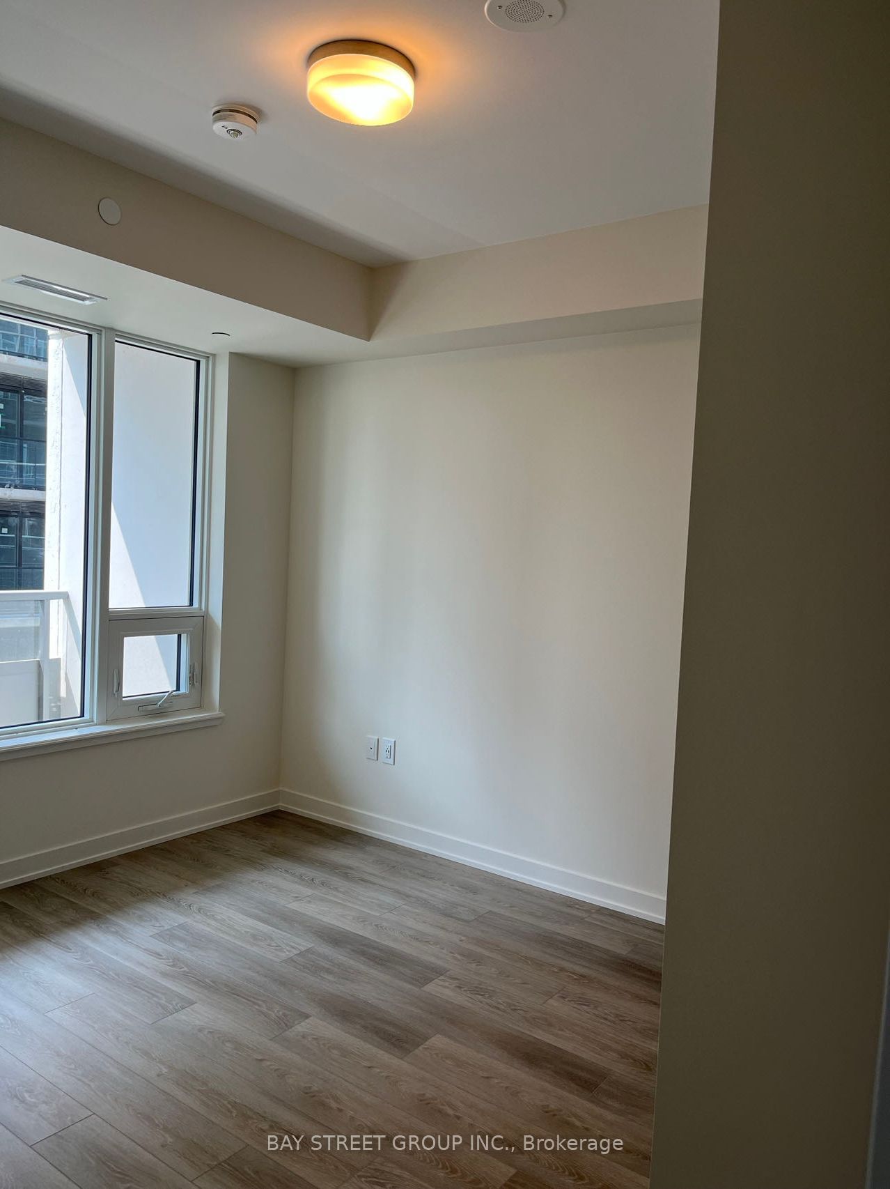 212 KING WILLIAM St, unit 1207 for sale