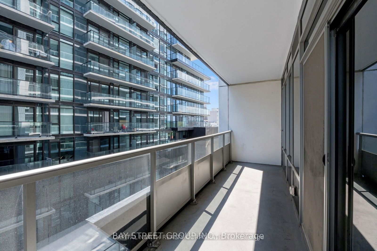 212 KING WILLIAM St, unit 1207 for sale - image #28