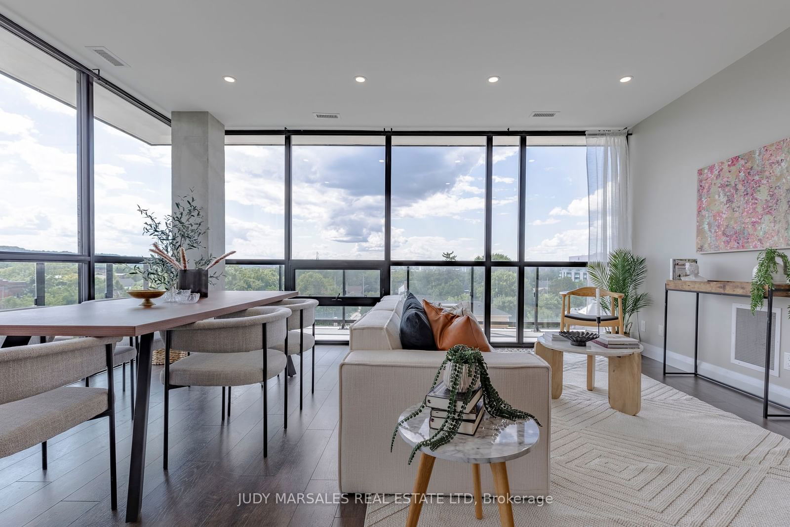 101 Locke St S, unit 504 for sale - image #13