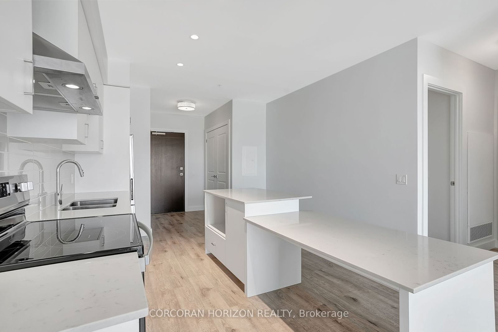 50 Grand Ave S, unit 1711 for sale