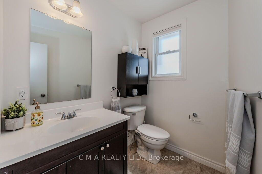 60 Elmsdale Dr, unit 35 for sale - image #25