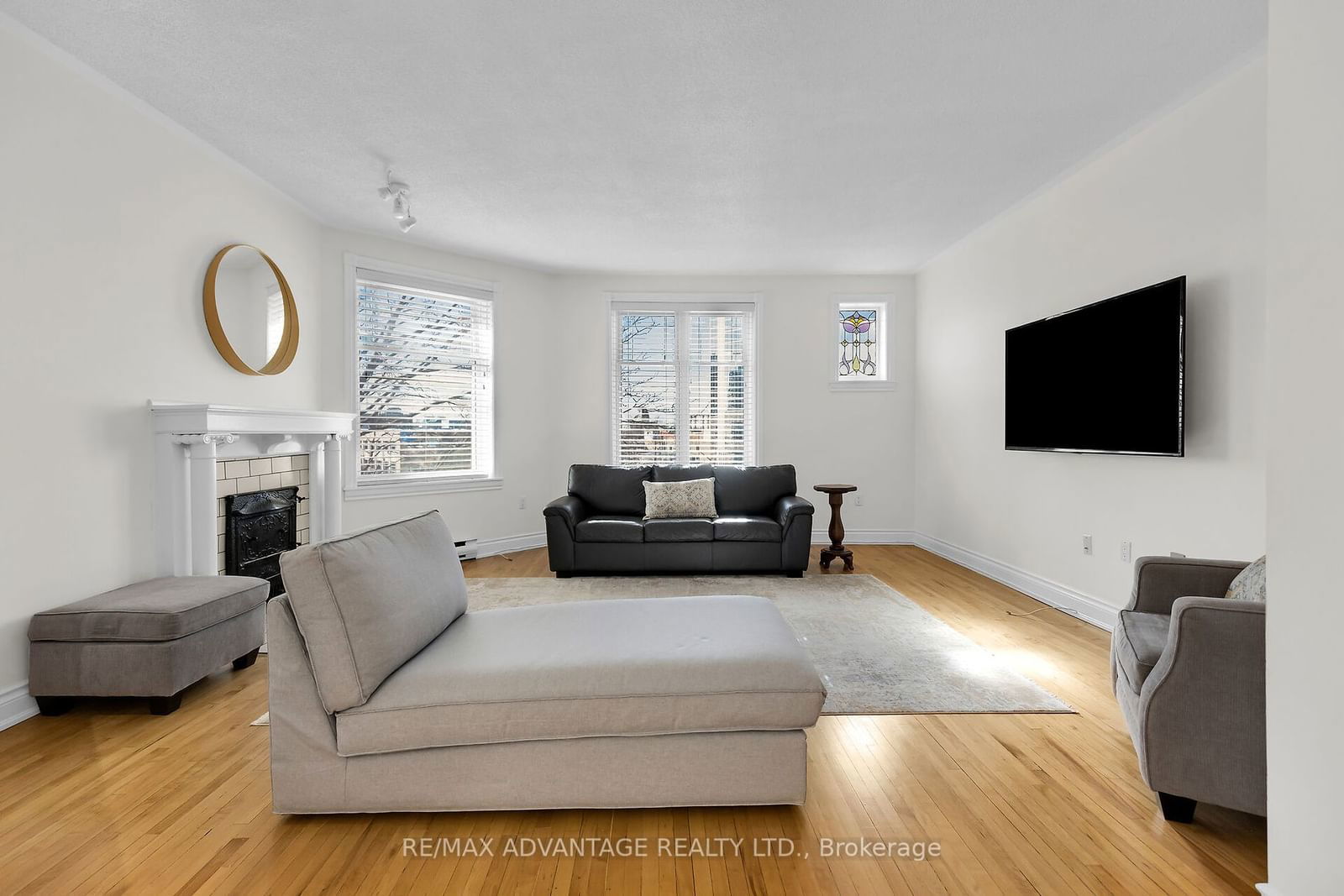 460 Wellington St, unit 407 for sale - image #11