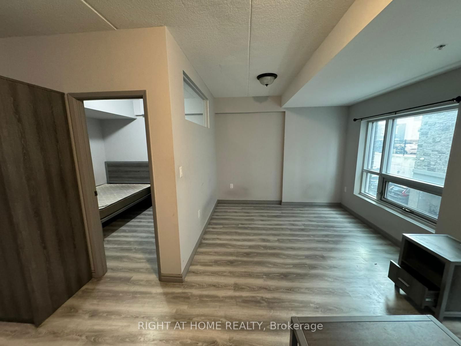 275 Larch St, unit B108 for sale - image #3