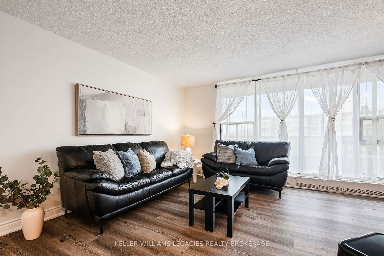 1964 Main St W, unit 1208 for sale