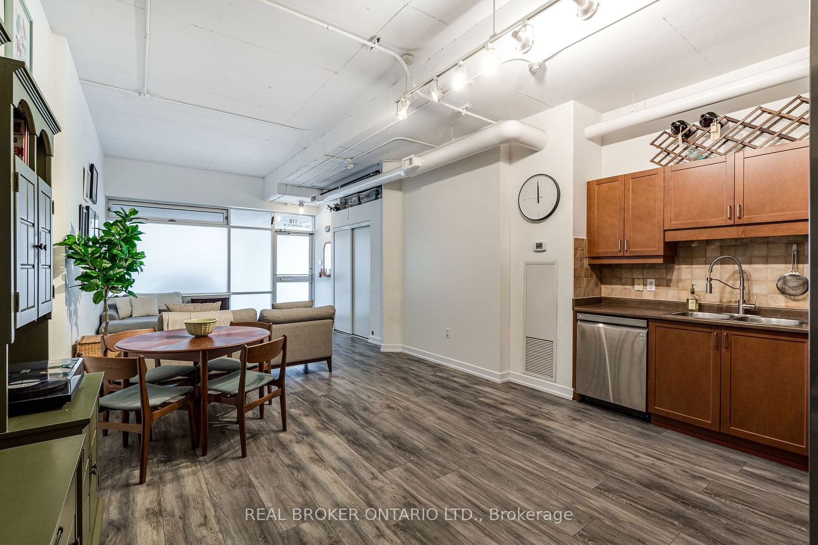 66 Bay St S, unit 118 for sale - image #16